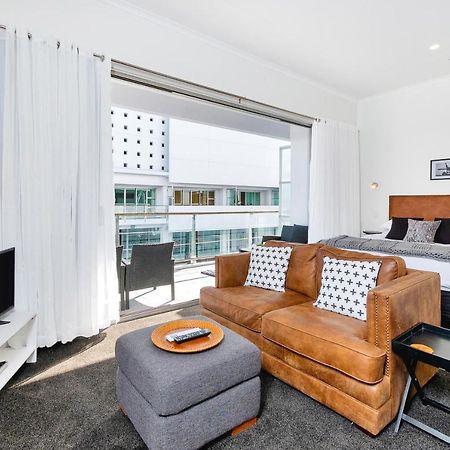Princes Wharf Boutique Apartments Окленд Экстерьер фото
