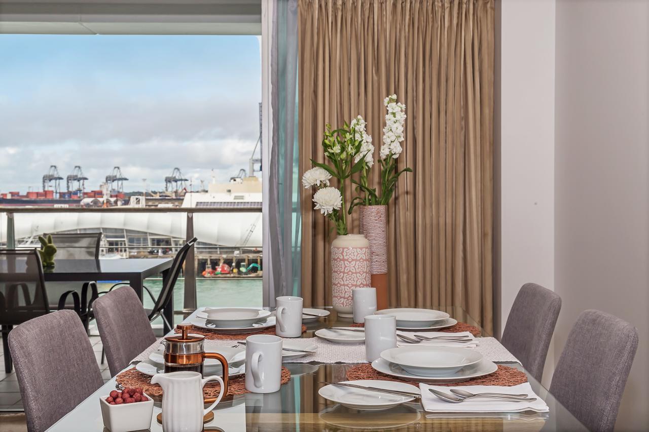 Princes Wharf Boutique Apartments Окленд Экстерьер фото