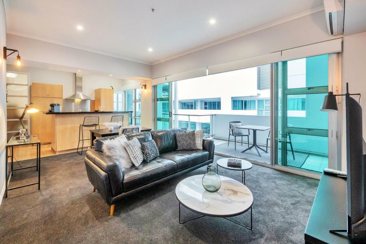 Princes Wharf Boutique Apartments Окленд Экстерьер фото
